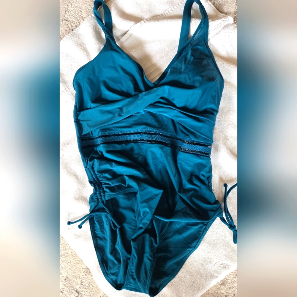 NWT, Teal One Piece Swimsuit, XL